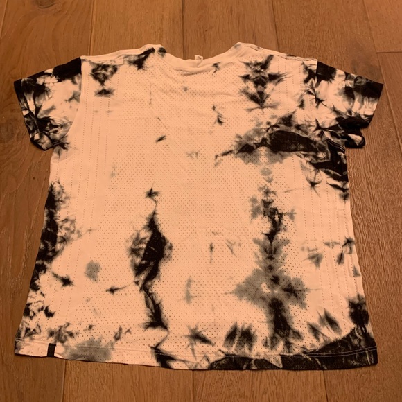 Tie dye short sleeve size small - Picture 4 of 4